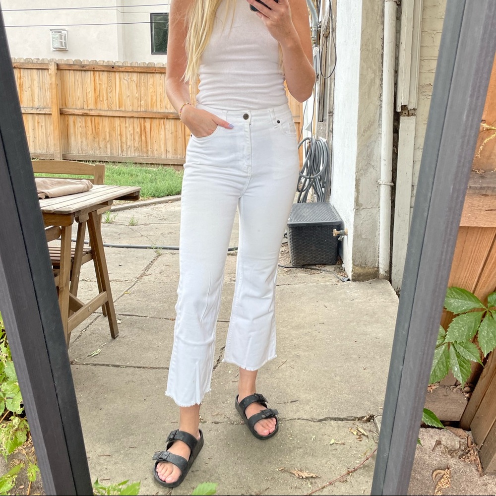 AMUSE SOCIETY CROPPED JEANS